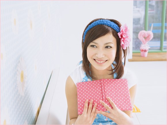 笑顔の女性
